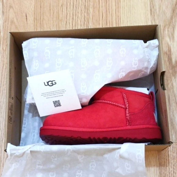 UGG Other - Ugg Classic Ultra Mini Sheepskin Boots size 3 for Girls